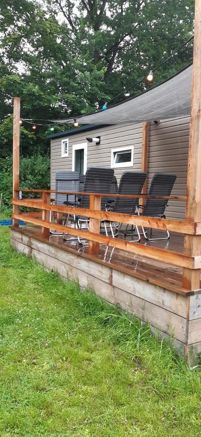 Chalet 2 Landgoedcamping Nienoord In Leek Luaran gambar