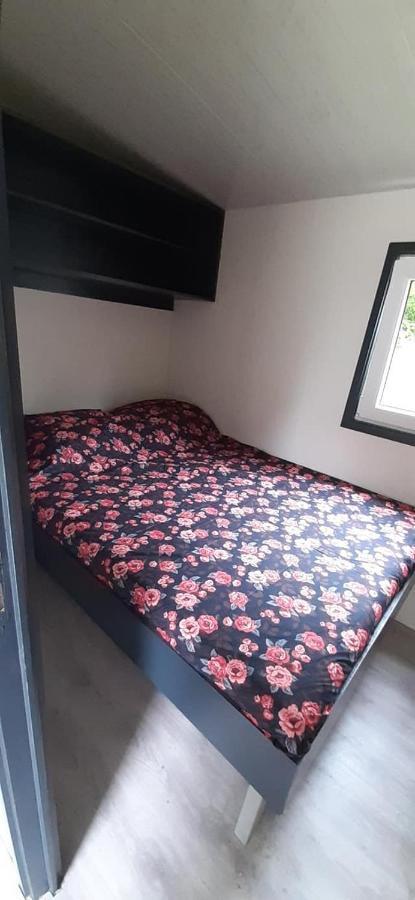 Chalet 2 Landgoedcamping Nienoord In Leek Luaran gambar